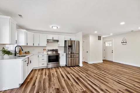 $230,000 | 5526 Epperson Court, Indianapolis, IN 46221