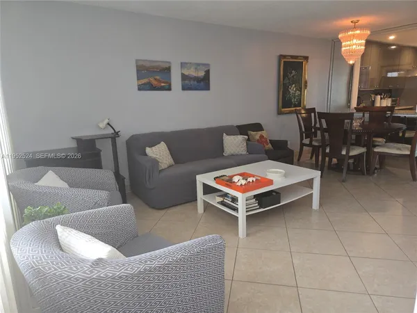 $1,550 | 330 Southeast 2nd Street, Unit 503H, Hallandale Beach, FL 33009