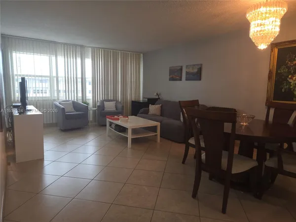 $1,550 | 330 Southeast 2nd Street, Unit 503H, Hallandale Beach, FL 33009