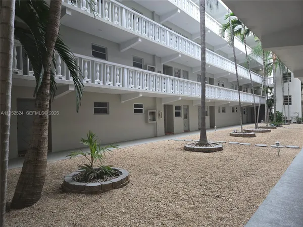 $1,550 | 330 Southeast 2nd Street, Unit 503H, Hallandale Beach, FL 33009