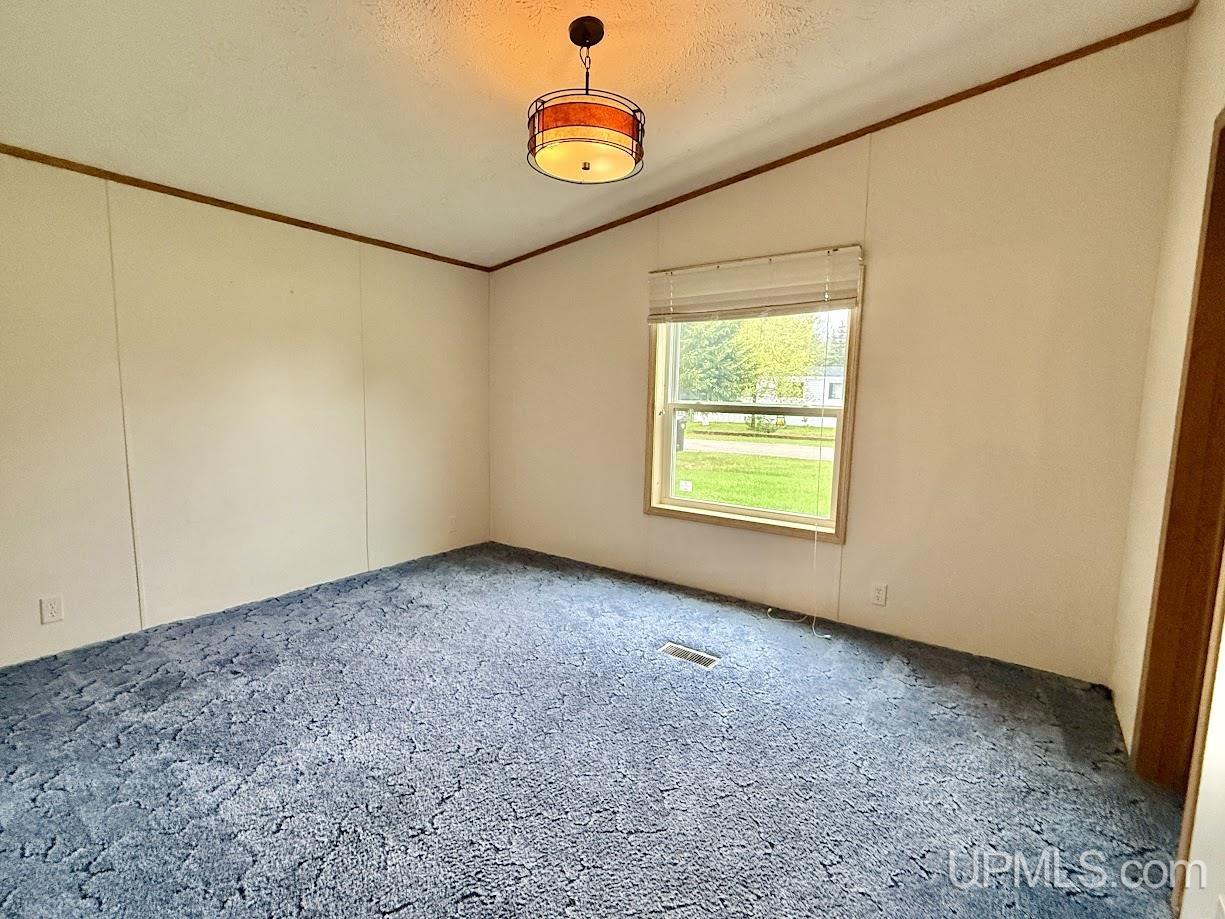 3873 14.5 Road Escanaba, MI 49829 - Photo 27 of 41