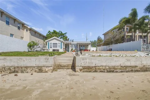 $900,000 | 950 Weedon Drive Northeast, St. Petersburg, FL 33702