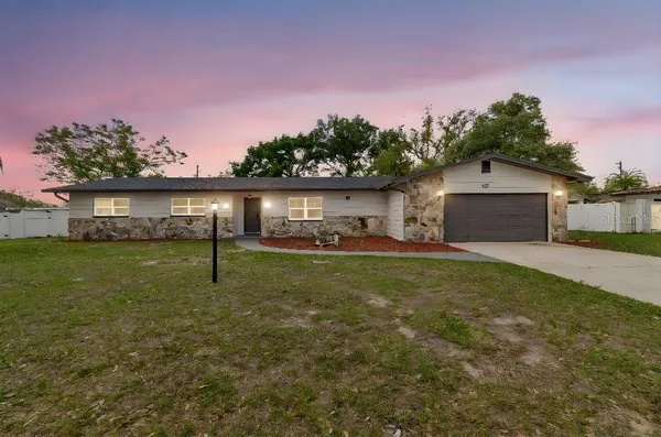 $549,995 | 615 Royal Crest Drive, Brandon, FL 33511