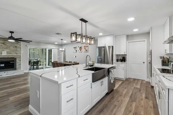 $549,995 | 615 Royal Crest Drive, Brandon, FL 33511