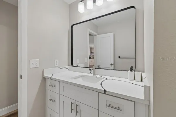 $549,995 | 615 Royal Crest Drive, Brandon, FL 33511