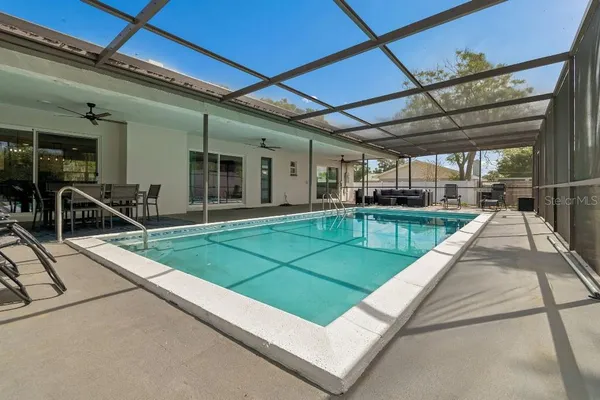 $549,995 | 615 Royal Crest Drive, Brandon, FL 33511