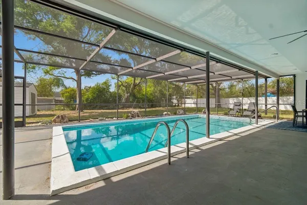 $549,995 | 615 Royal Crest Drive, Brandon, FL 33511