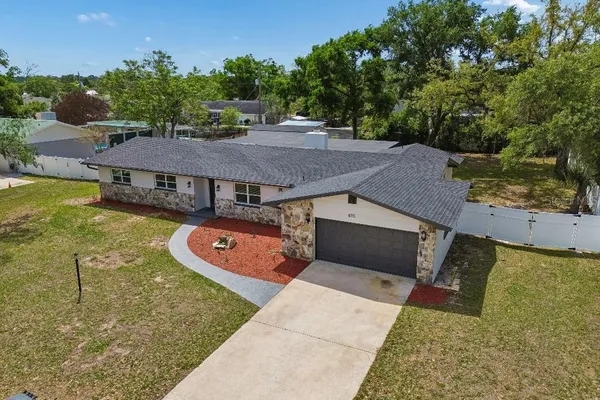 $549,995 | 615 Royal Crest Drive, Brandon, FL 33511