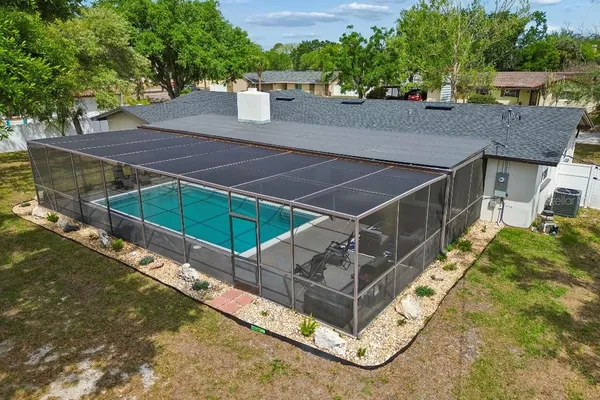 $549,995 | 615 Royal Crest Drive, Brandon, FL 33511