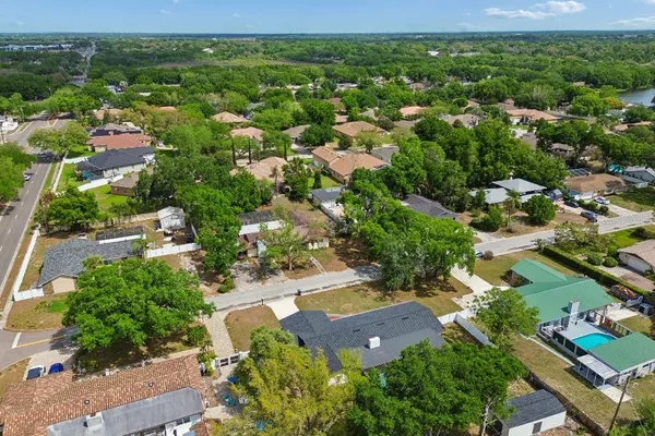 $549,995 | 615 Royal Crest Drive, Brandon, FL 33511