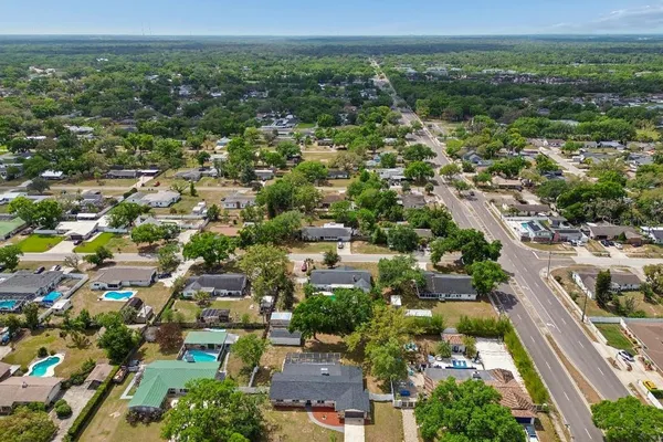 $549,995 | 615 Royal Crest Drive, Brandon, FL 33511