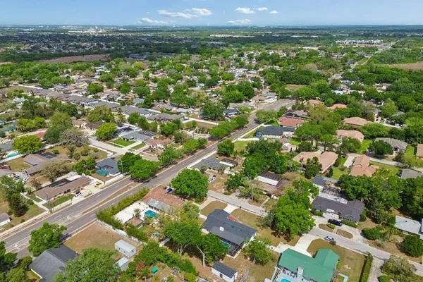 $549,995 | 615 Royal Crest Drive, Brandon, FL 33511