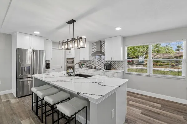 $549,995 | 615 Royal Crest Drive, Brandon, FL 33511