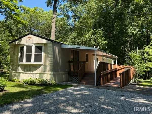 $145,000 | 135 Ln 260 West Otter Lake, Angola, IN 46703