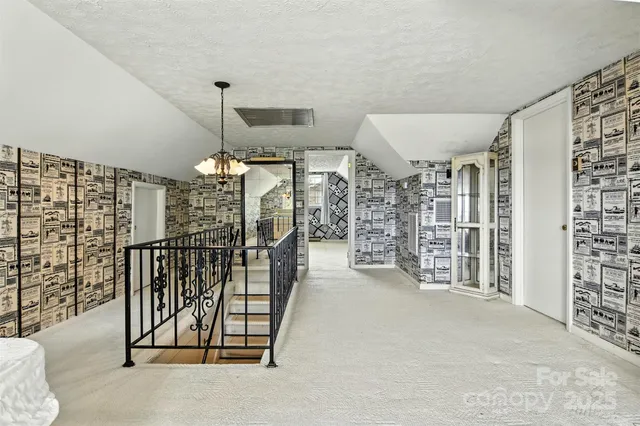 a view of a storage & utility room