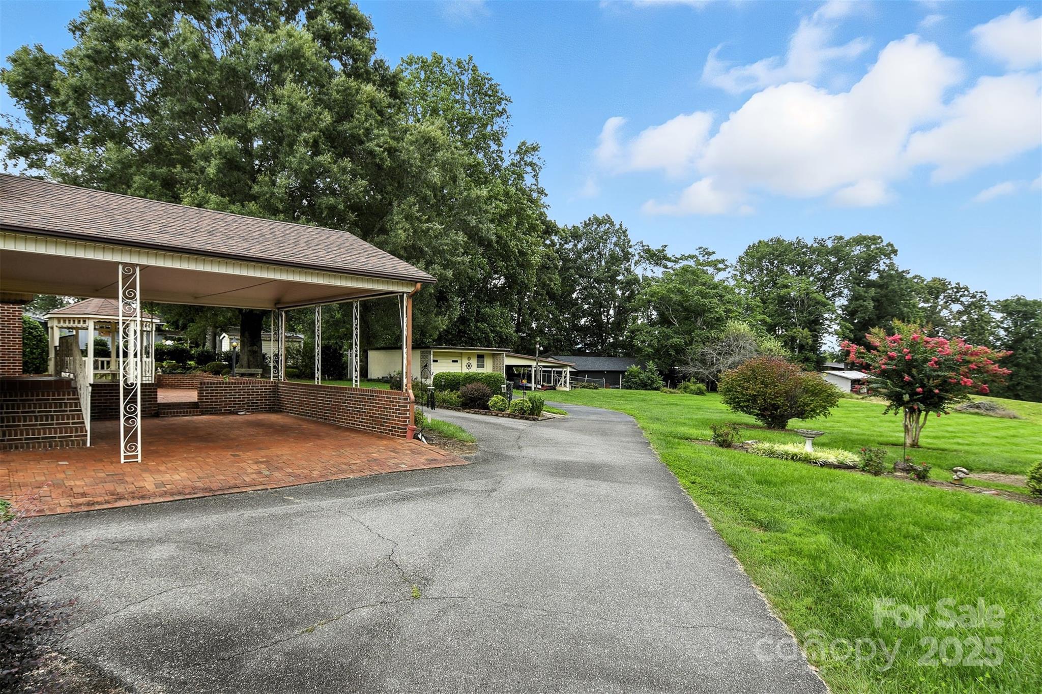 3968 Highway 321 Hudson, NC 28638 - Photo 36 of 47 a view of outdoor space yard and porch