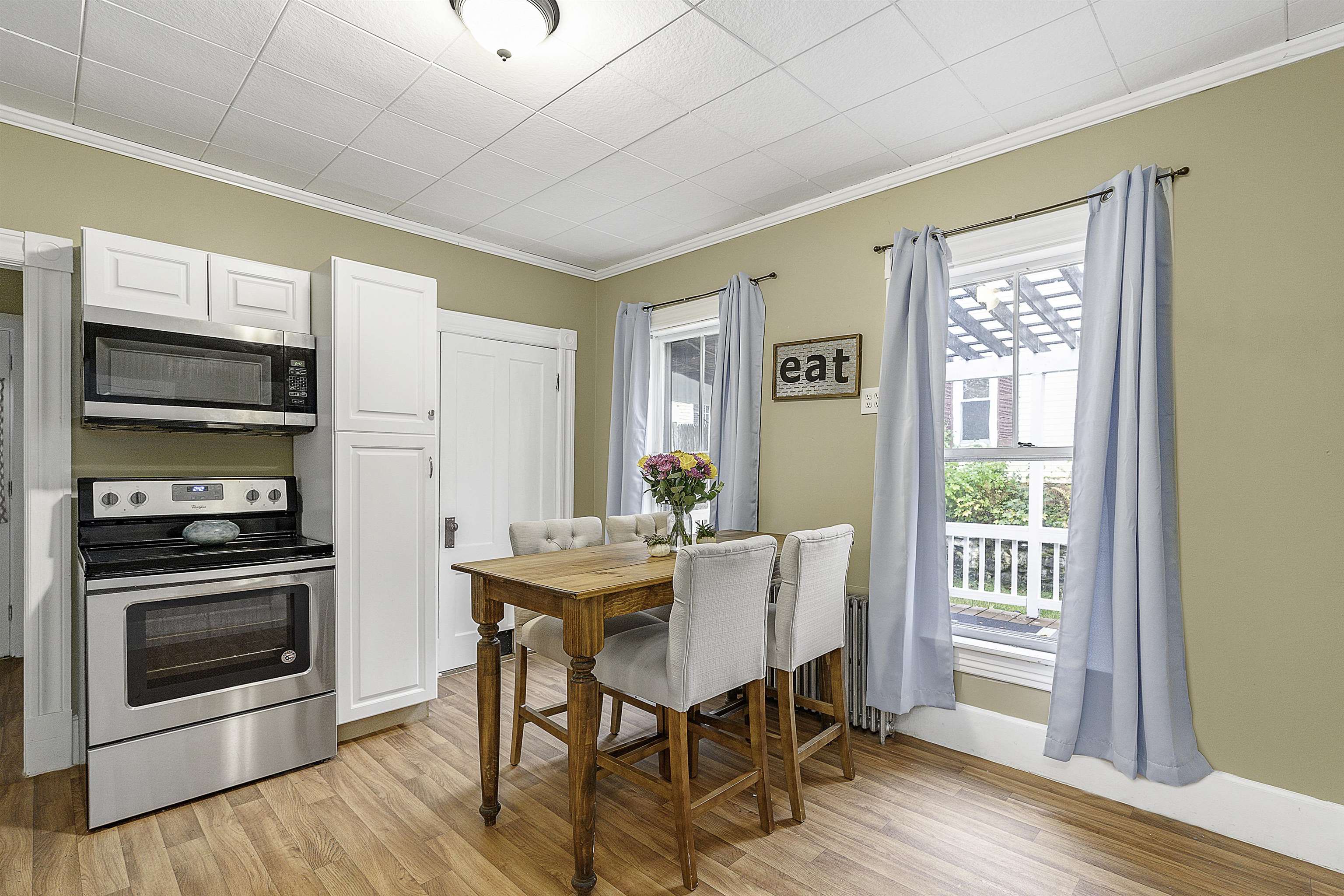 321 Walnut Street Manchester, NH 03104 - Photo 12 of 40 Gallery Image 12