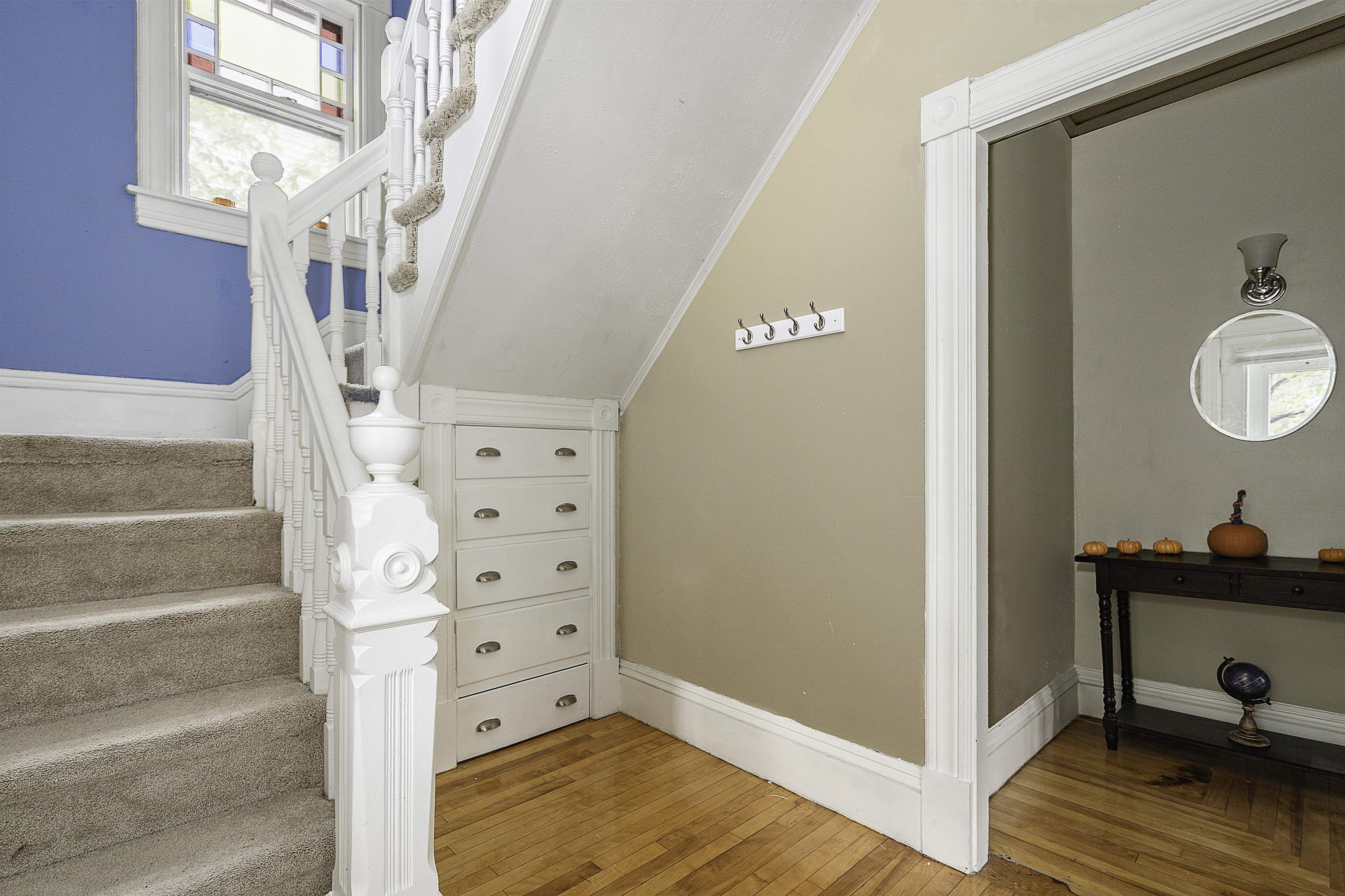 321 Walnut Street Manchester, NH 03104 - Photo 6 of 40 Gallery Image 6