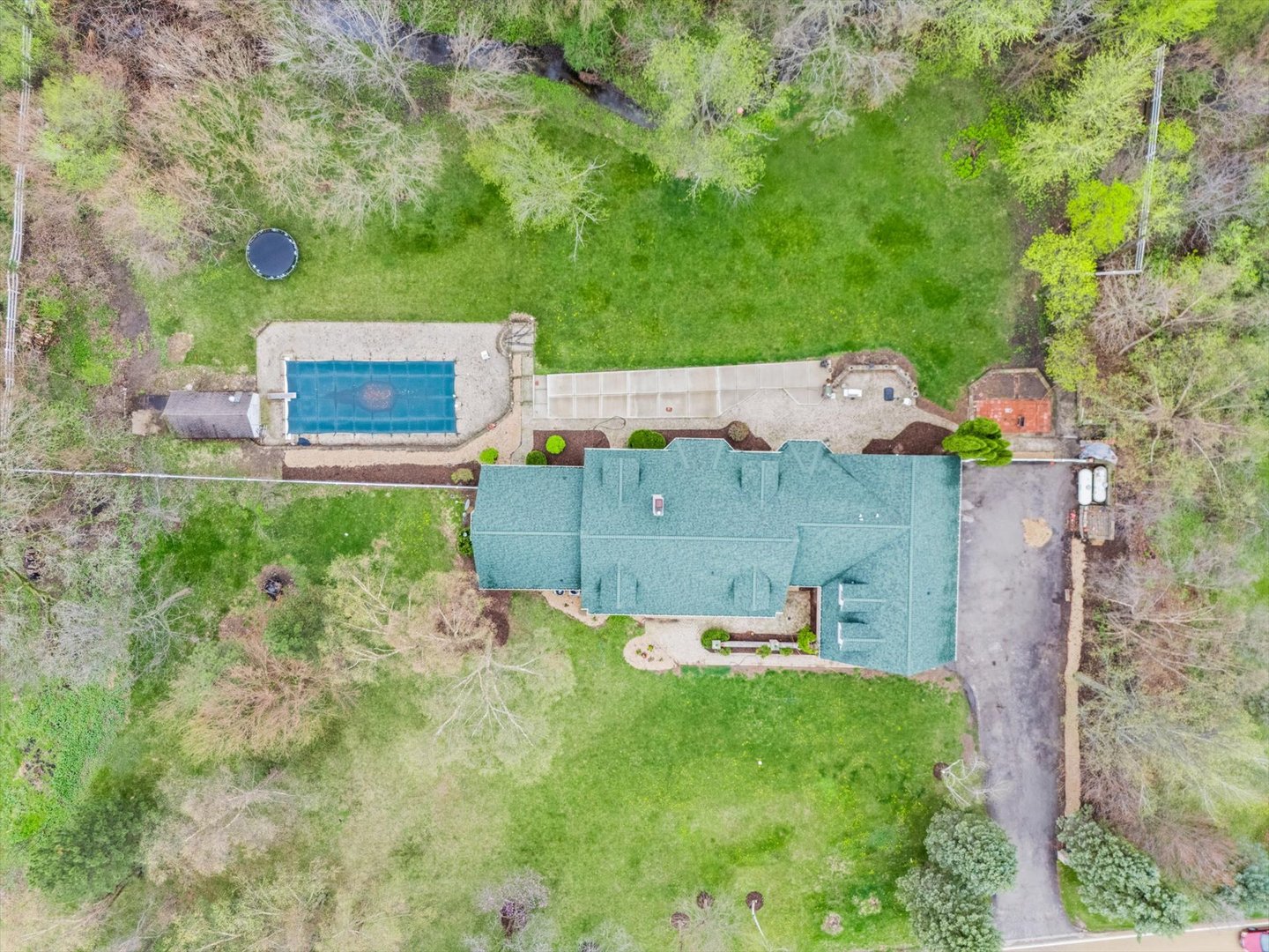 1575 Creek Road Plano, IL 60545 - Photo 3 of 28