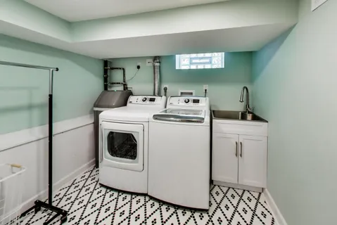 $819,000 | 1228 Linden Avenue, Oak Park, IL 60302