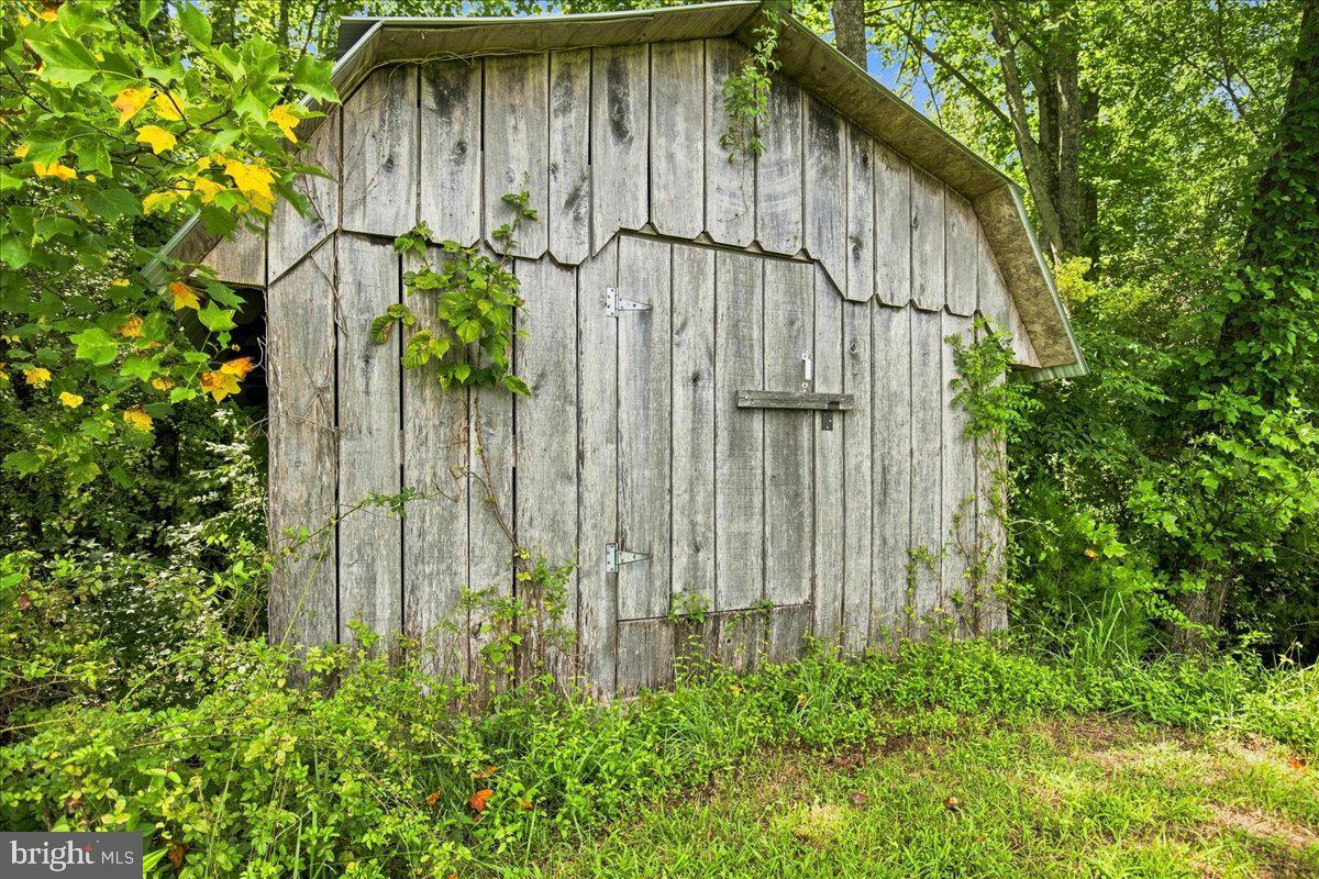 3813 Mt Pleasant Road, Unit B Waldorf, MD 20601 - Photo 48 of 55 BARN