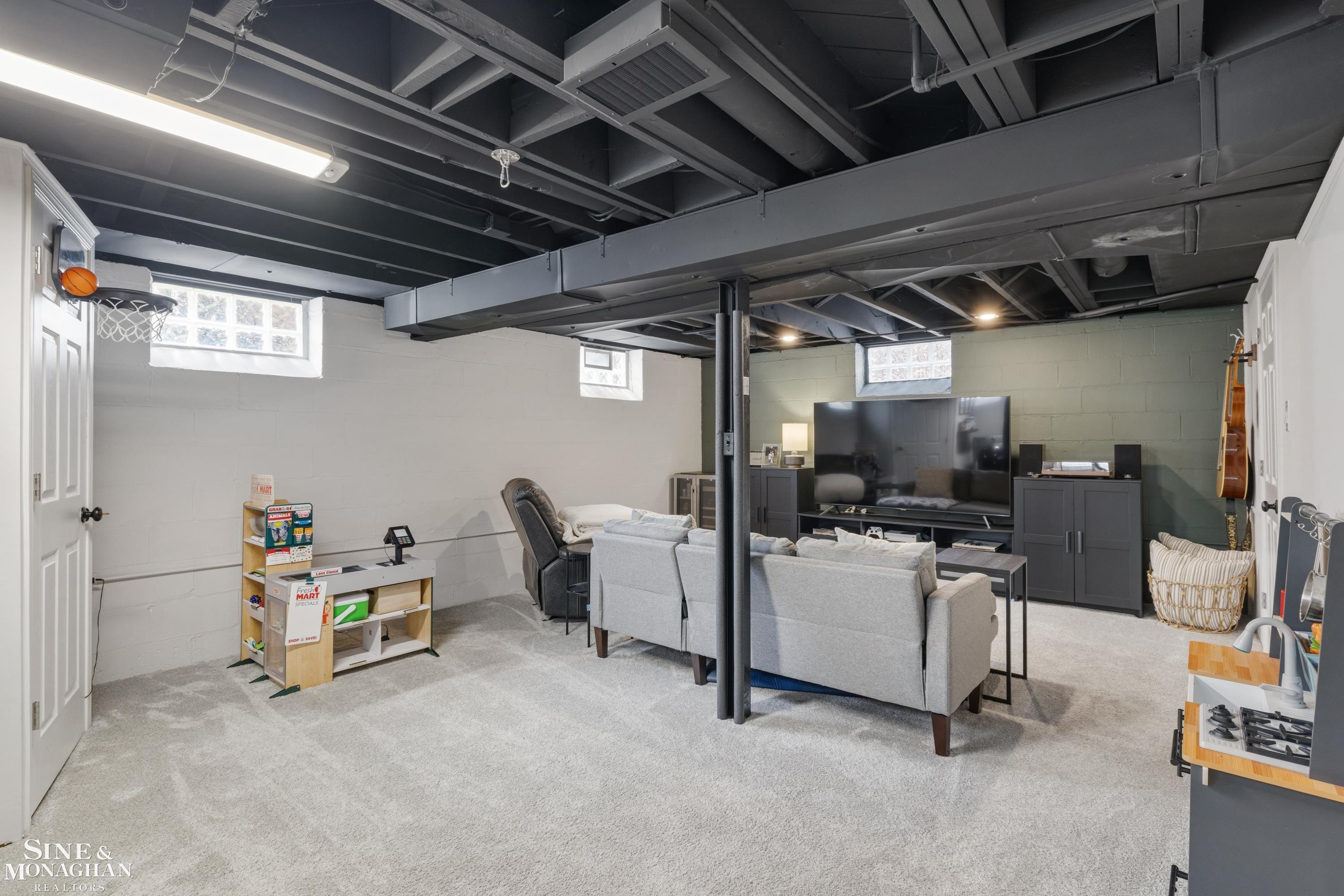 1339 Hampton Road Grosse Pointe Woods, MI 48236 - Photo 41 of 58 Gallery Image 41