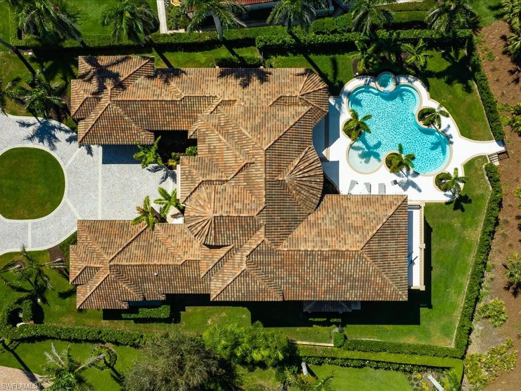 2581 Escada Drive Naples, FL 34109 - Photo 33 of 39