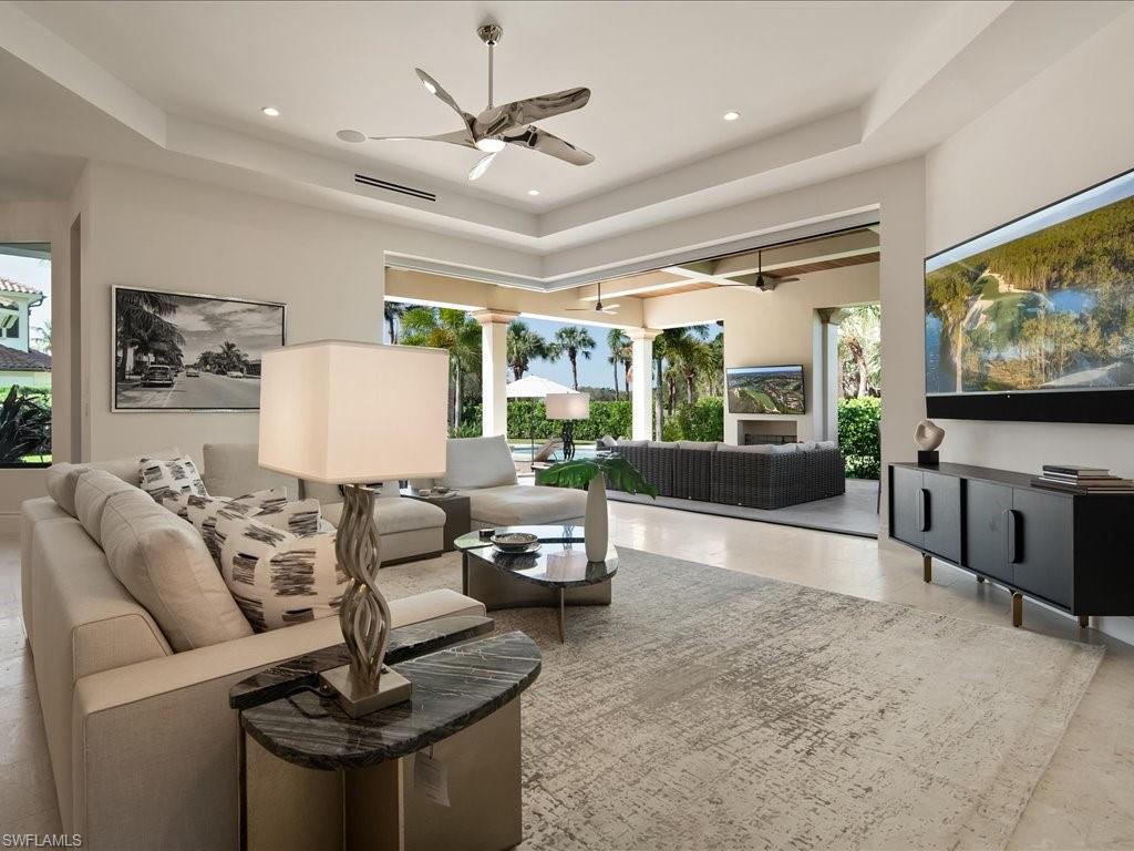 2581 Escada Drive Naples, FL 34109 - Photo 5 of 39