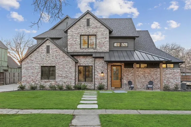 $13,000 | 9847 Mixon Drive, Dallas, TX 75220