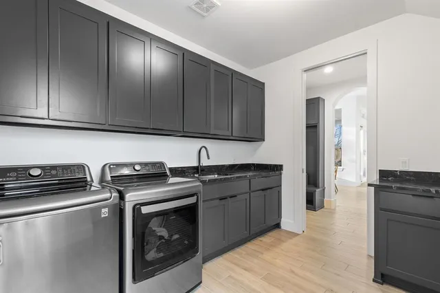 $13,000 | 9847 Mixon Drive, Dallas, TX 75220