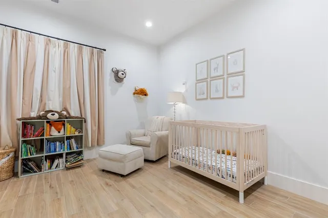 $13,000 | 9847 Mixon Drive, Dallas, TX 75220