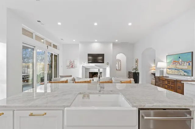 $13,000 | 9847 Mixon Drive, Dallas, TX 75220