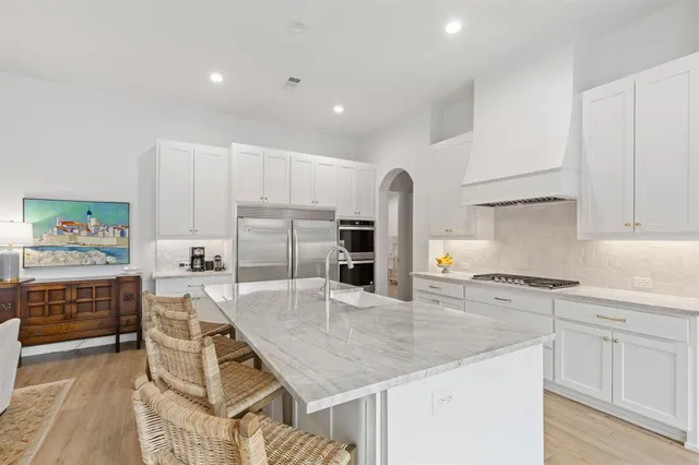 $13,000 | 9847 Mixon Drive, Dallas, TX 75220