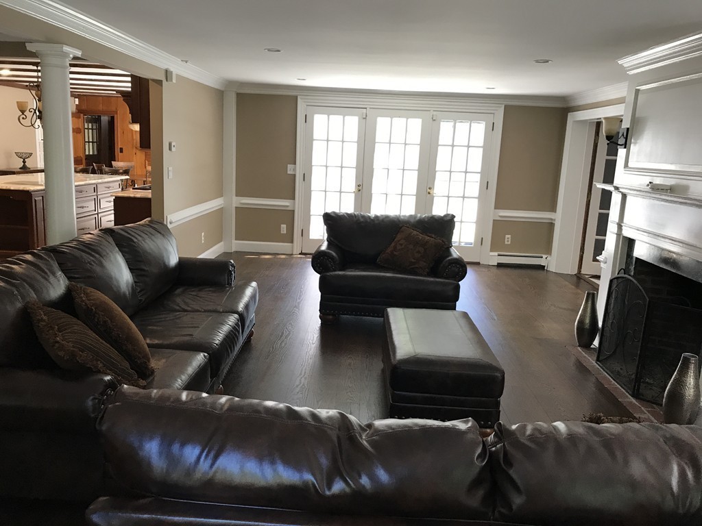 274 Old Farm Road Milton, MA 02186 - Photo 9 of 29 Gallery Image 9