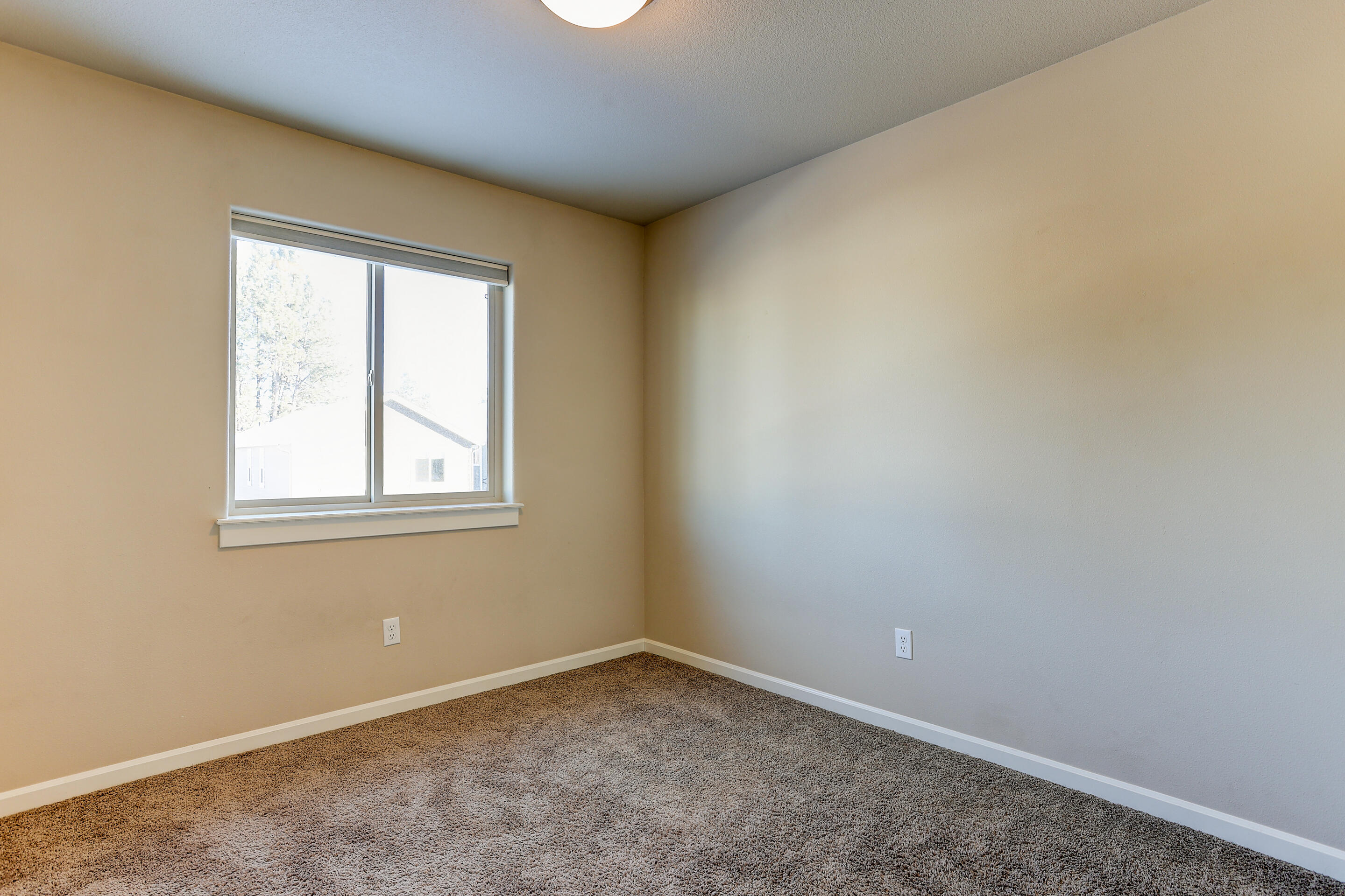 20248 Badger Road Bend, OR 97702 - Photo 24 of 36 20248 Badger Road MLS-27