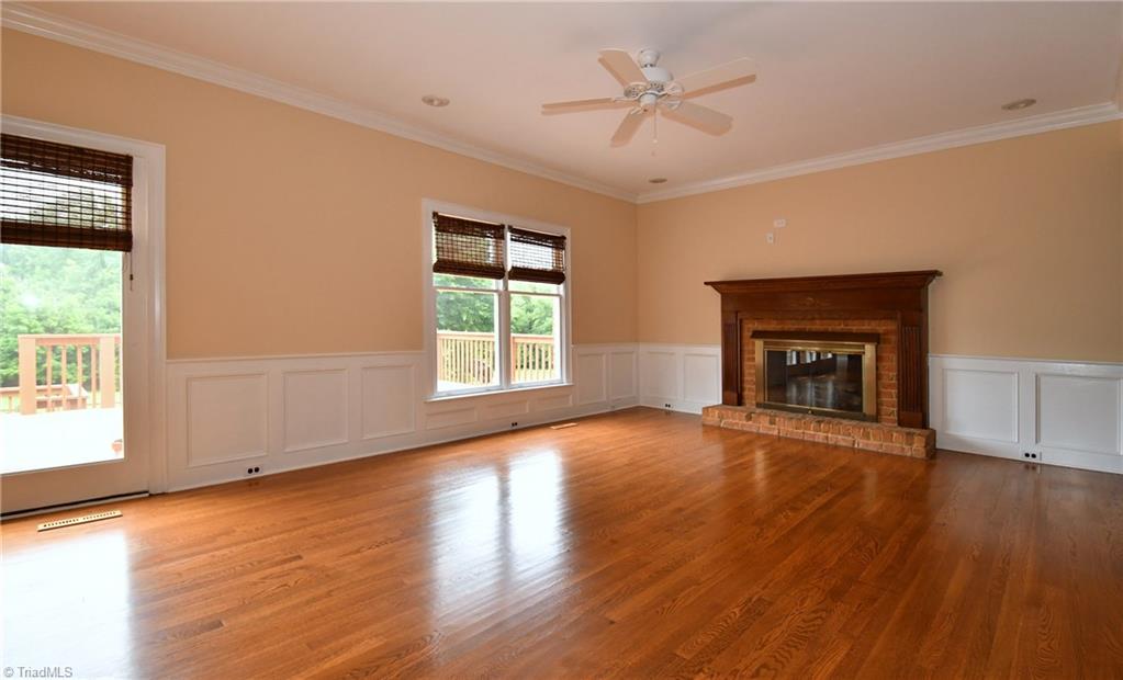8040 Glengarriff Road Clemmons, NC 27012 - Photo 7 of 26 Den with wonderful natural light