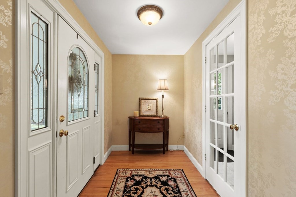 49 Homestead Road Lynnfield, MA 01940 - Photo 7 of 43 Gallery Image 7