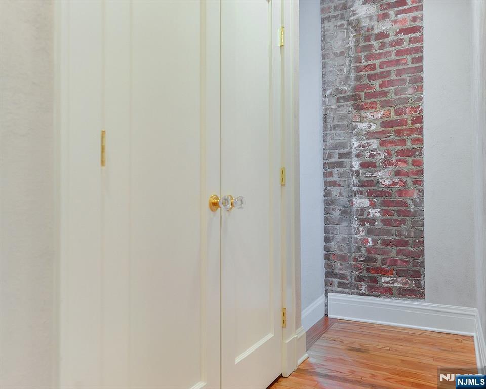 1 Laurel Place Montclair, NJ 07043 - Photo 3 of 24