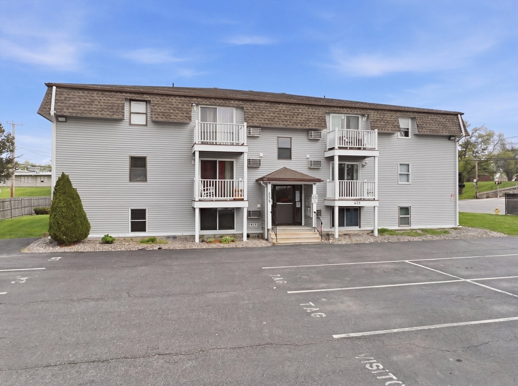 655 Plantation Street, Unit 23B Worcester, MA 01605 - Photo 12 of 14