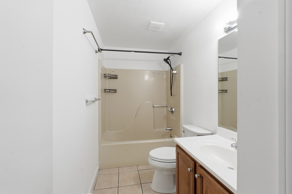 655 Plantation Street, Unit 23B Worcester, MA 01605 - Photo 9 of 14