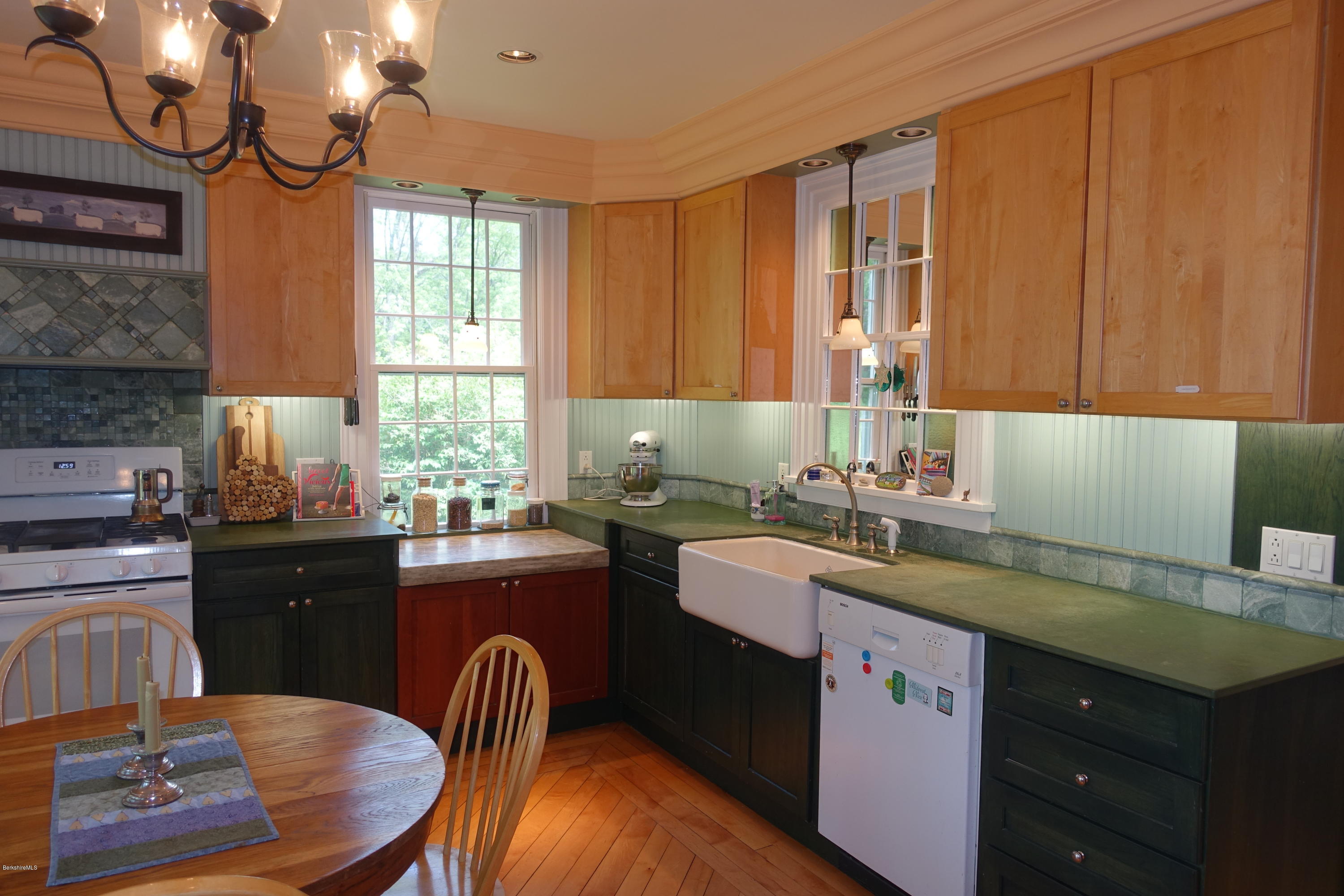 905 Hancock Road Williamstown, MA 01267 - Photo 11 of 37 Kitchen