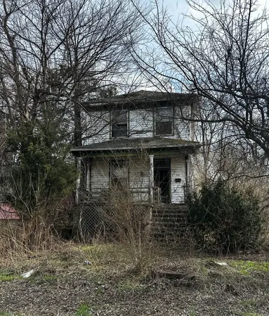 $7,500 | 725 24th Street, Cairo, IL 62914