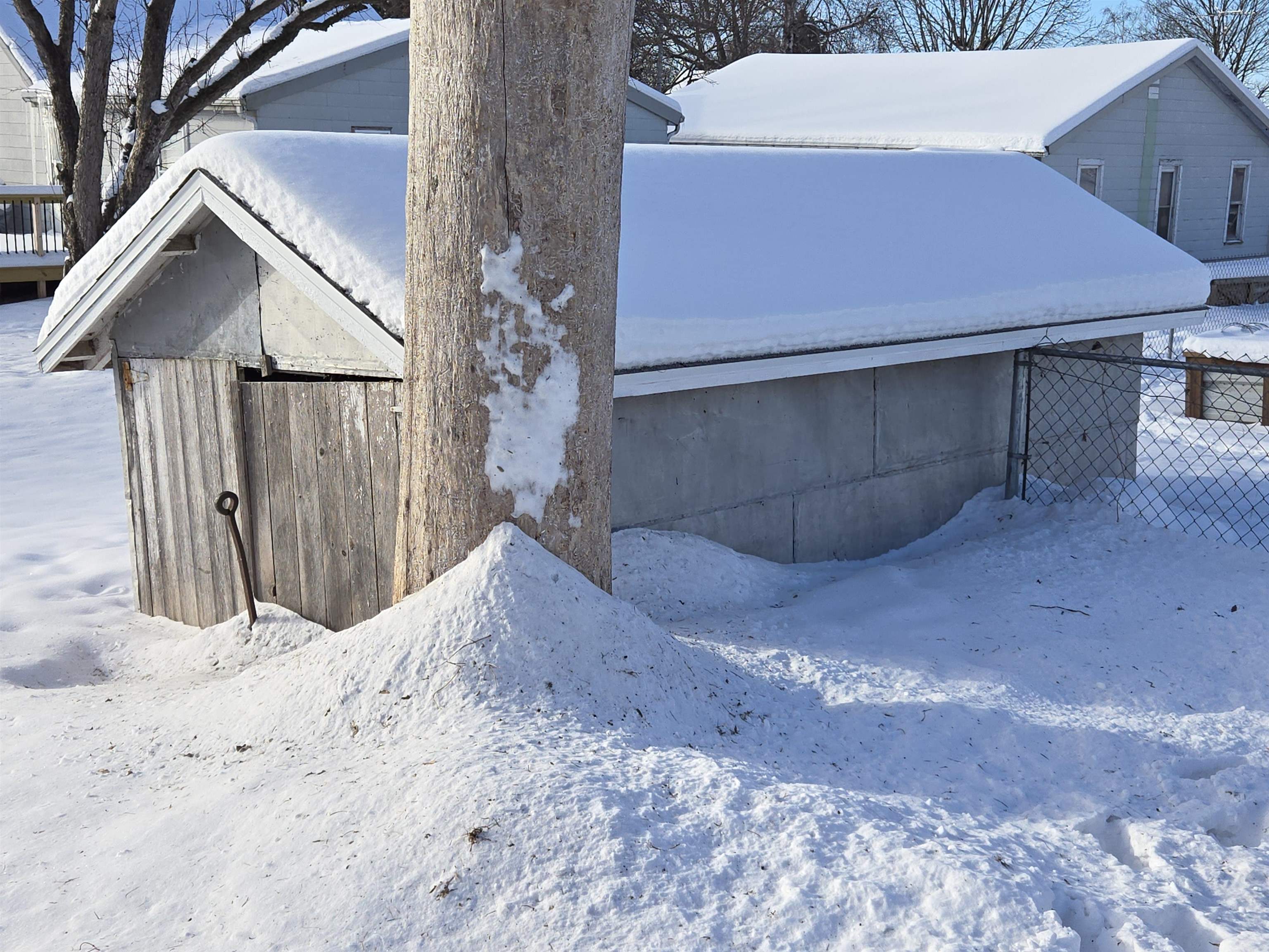 237 East Pearl Kingston, WI 53939 - Photo 32 of 34