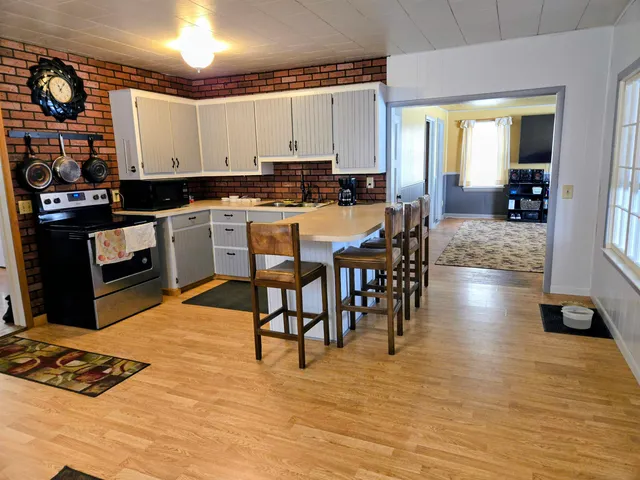 $225,000 | 237 East Pearl, Kingston, WI 53939