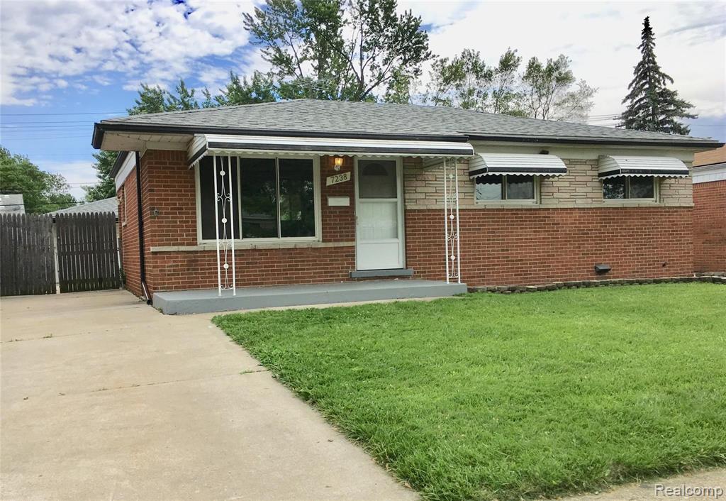 7238 Superior Street Center Line, MI 48015 - Photo 1 of 24