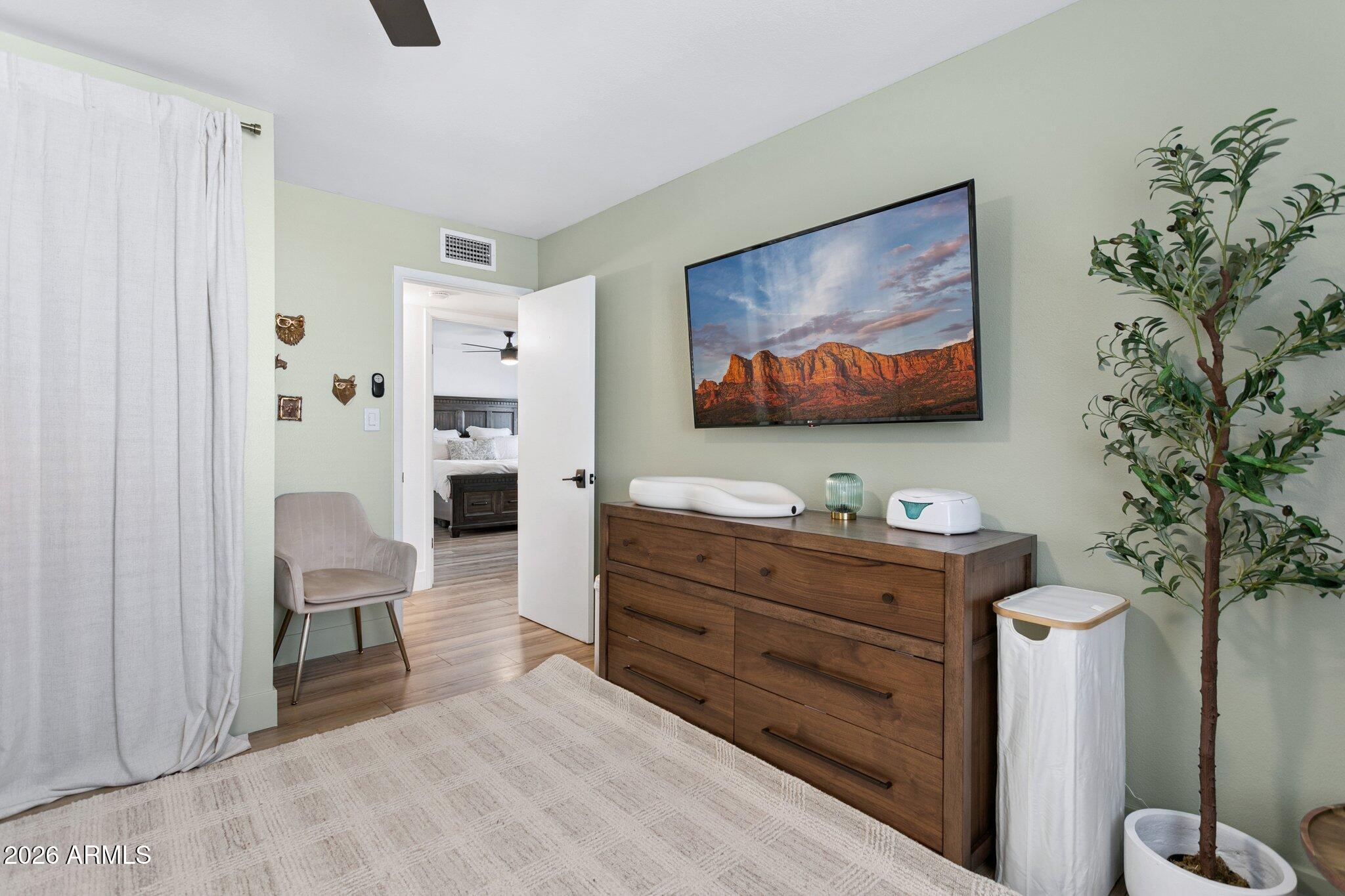 1715 West Orchid Lane Phoenix, AZ 85021 - Photo 30 of 62 Loads of storage