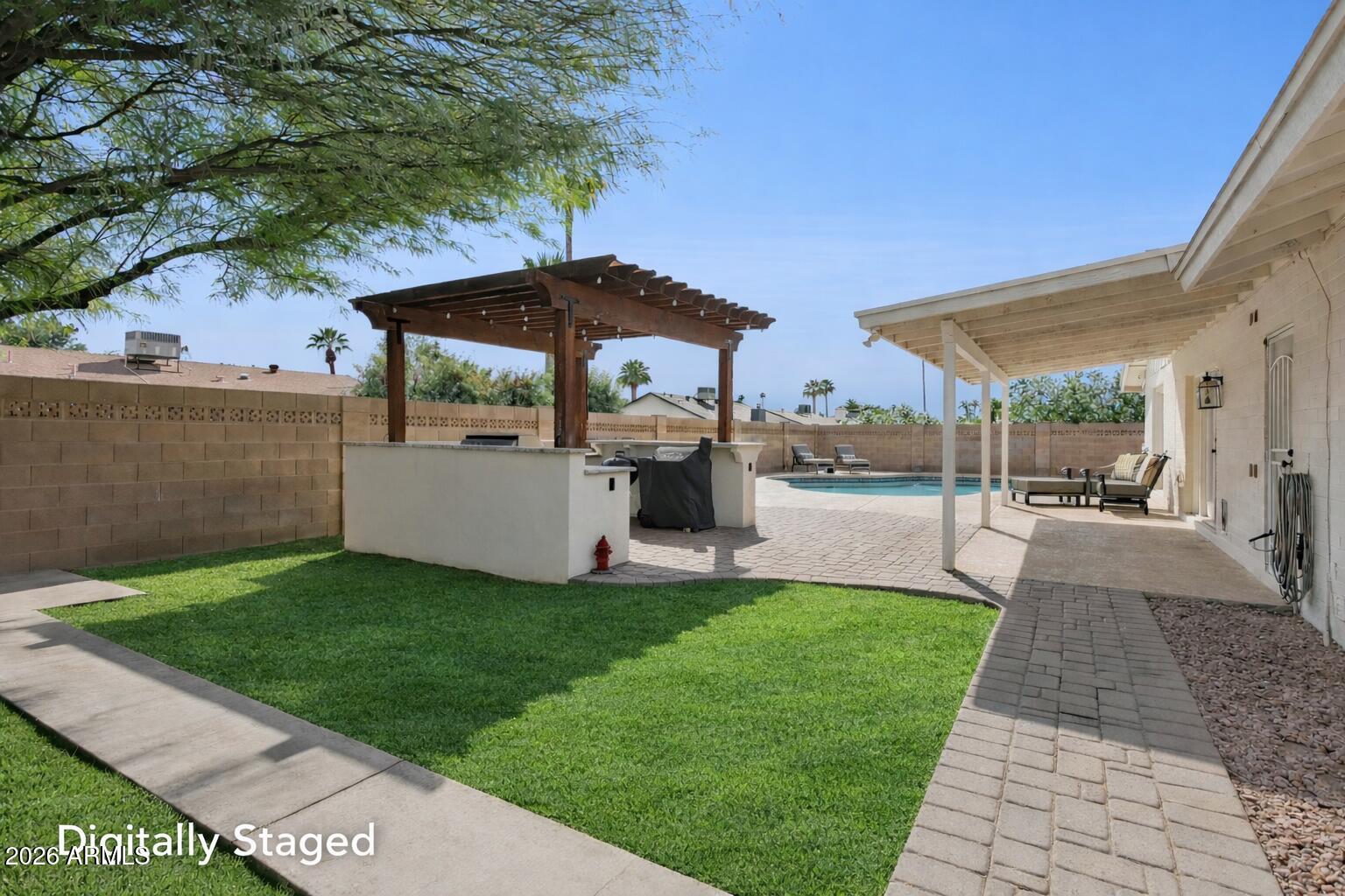 1715 West Orchid Lane Phoenix, AZ 85021 - Photo 5 of 62 Elegant outdoor living