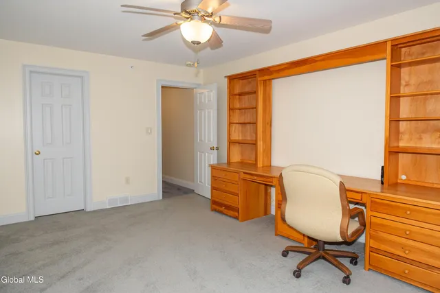 $399,900 | 2370 Nott Street East, Niskayuna, NY 12309