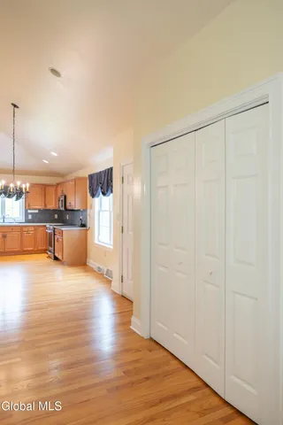 $439,500 | 2370 Nott Street East, Niskayuna, NY 12309