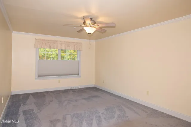 $399,900 | 2370 Nott Street East, Niskayuna, NY 12309